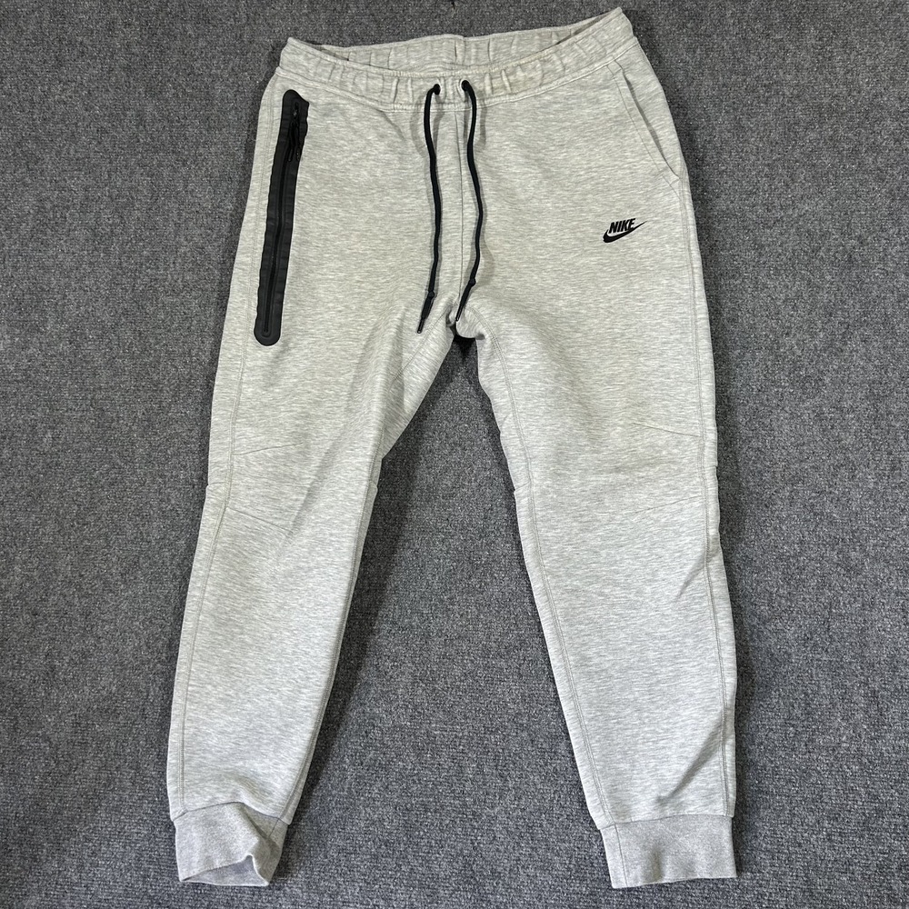 Nike Sportswear Tech Fleece Gray Heather Joggers Men's Large FB8002-063